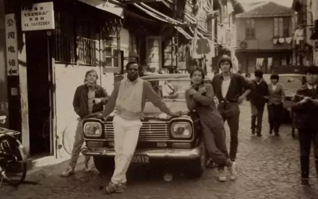 中國搖滾最早的傳教士，是來自八個不同國家的外國友人