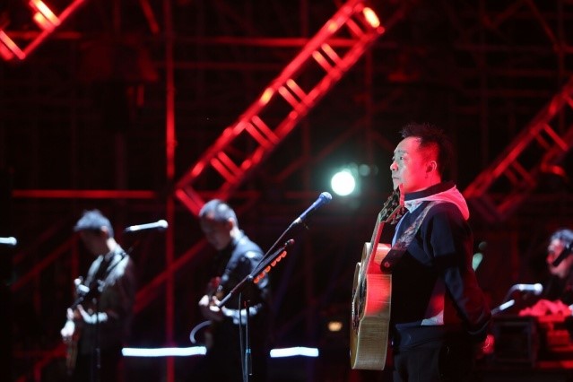 數(shù)十萬觀眾三天三夜“嗨”爆全場，2017張北草原音樂節(jié)完美落幕