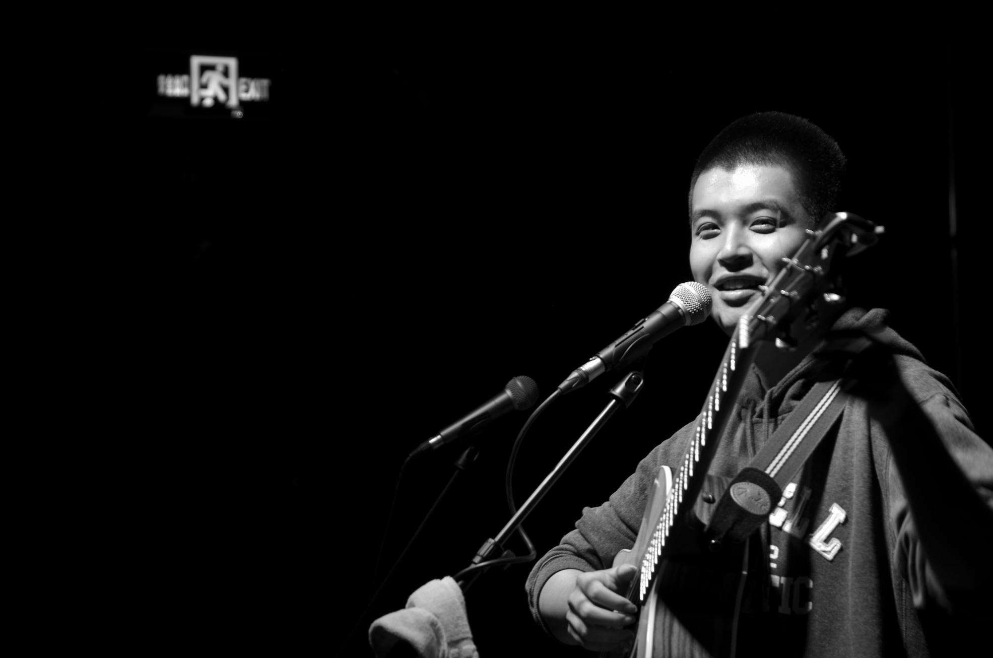 臺風都吹不倒的馬頔，如今把版圖拓展到海外，看似的精彩的日子卻還是浸滿孤獨