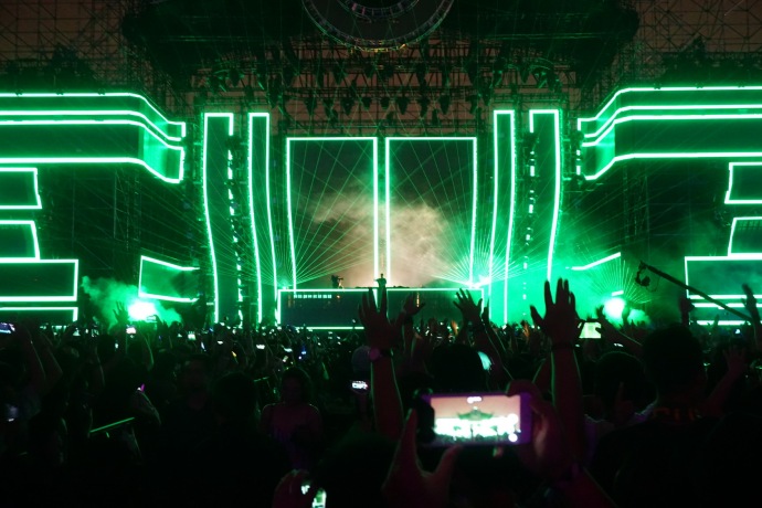 云蹦迪！全球頂尖音樂(lè)節(jié)Ultra China9月9日DAY.1火爆謝幕！