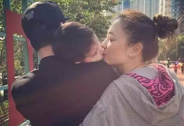 陳小春式耿直采訪：想要二胎不希望Jasper進(jìn)入娛樂圈