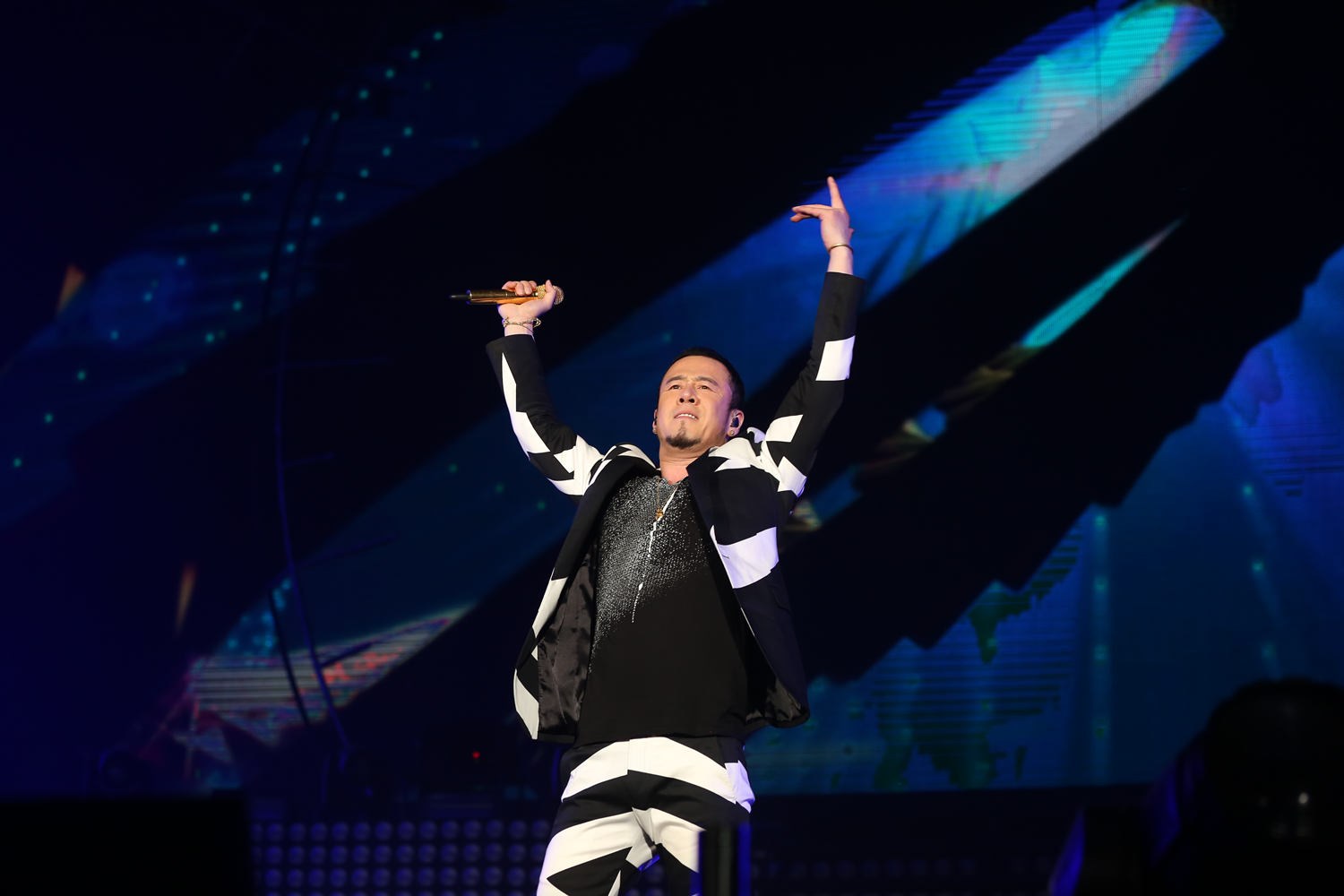 楊坤發(fā)布新單曲，