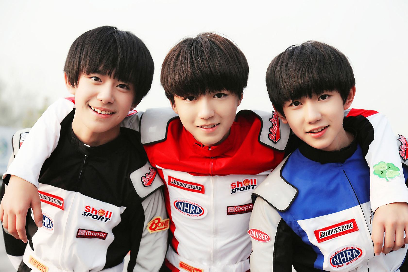 易烊千璽評(píng)為中國青年領(lǐng)袖代表，前往瑞士參加公益