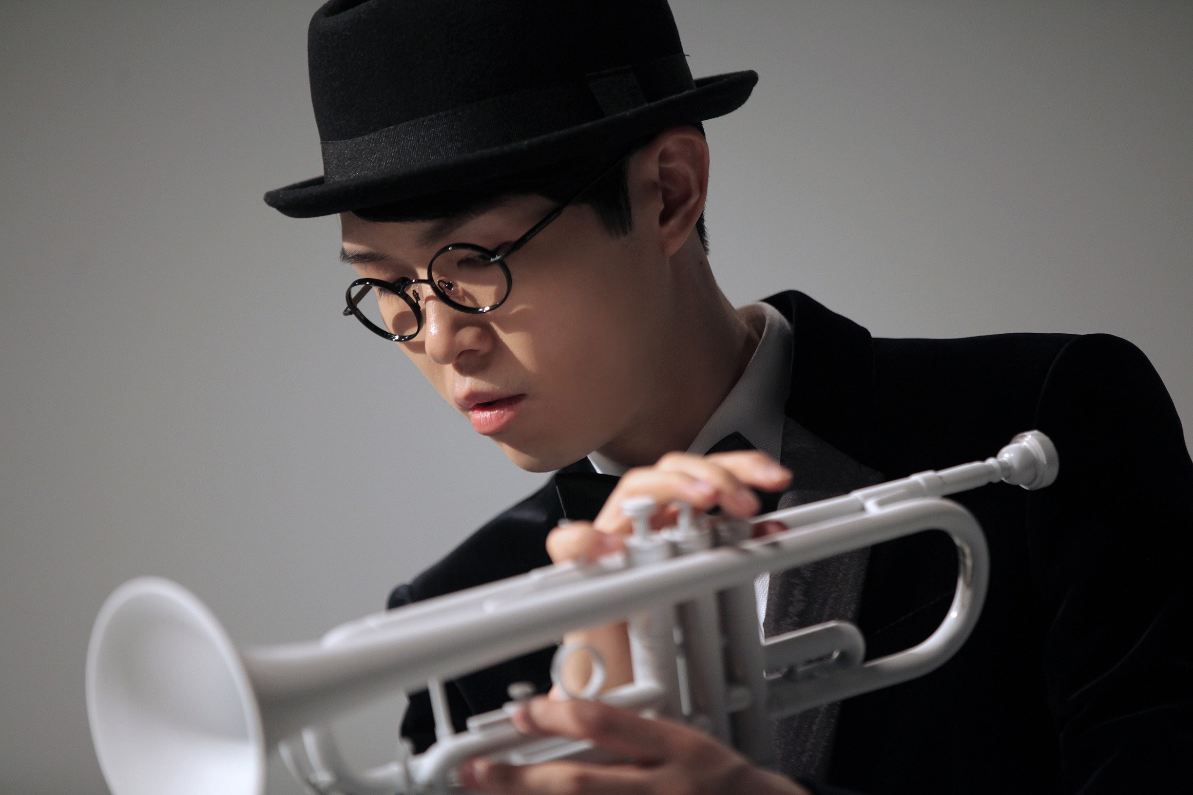 方大同攜手薛凱琪發(fā)布新單，尋找自己的天生一對