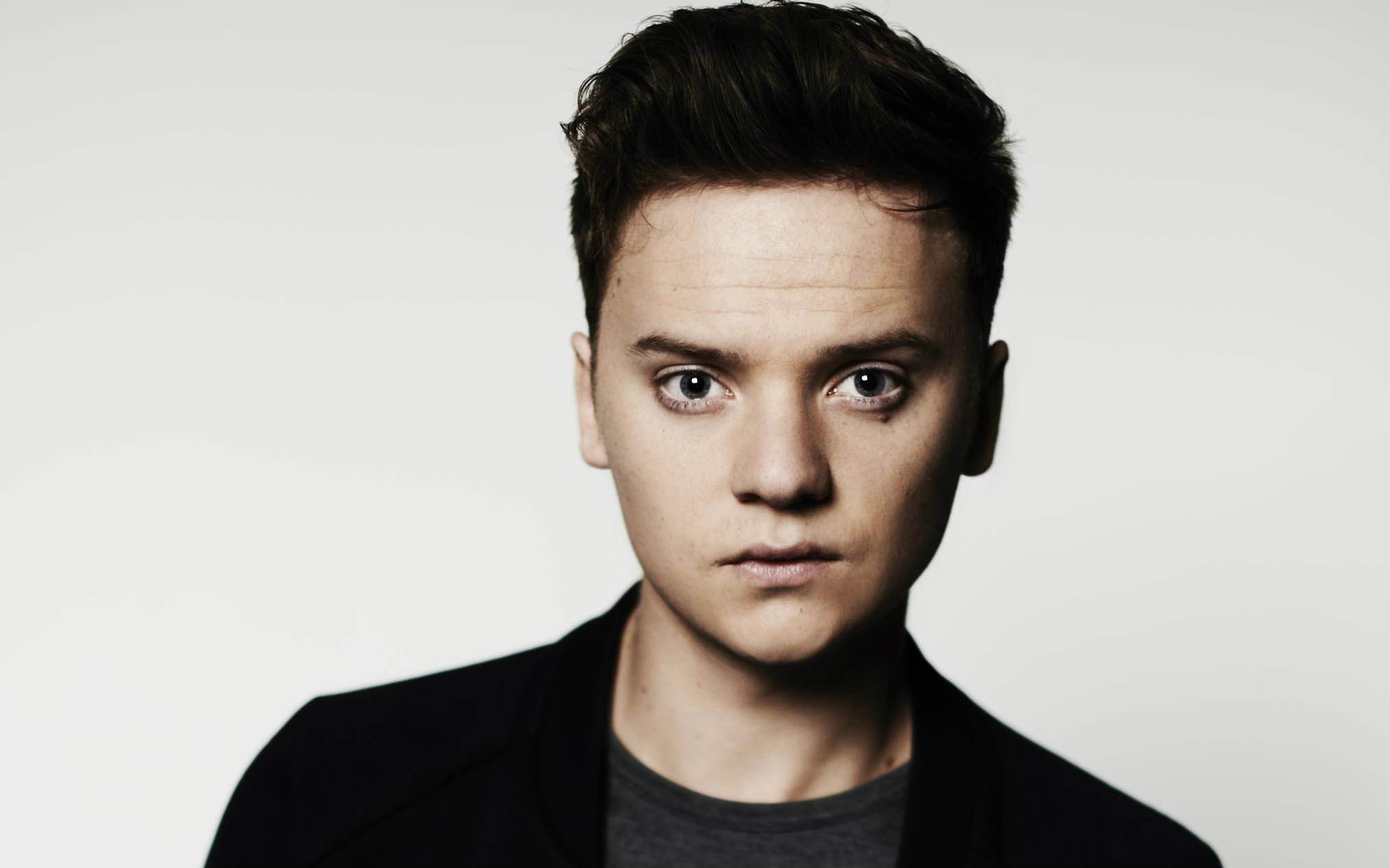 Conor Maynard攜弟弟發(fā)布新單MV，打虎親兄弟