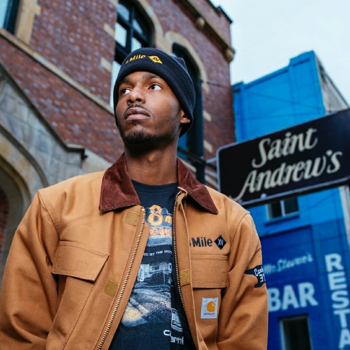 非常有意義，姆爺冠名《8英里》十五周年限量款衣服上線