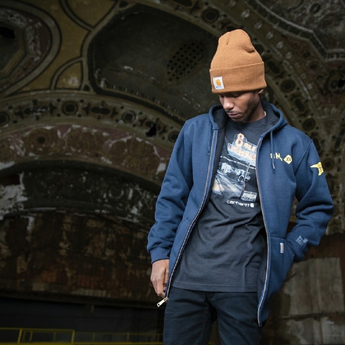 非常有意義，姆爺冠名《8英里》十五周年限量款衣服上線