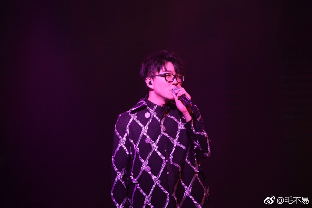 毛不易在陳奕迅、李榮浩面前飆歌，并直言自己是巨星